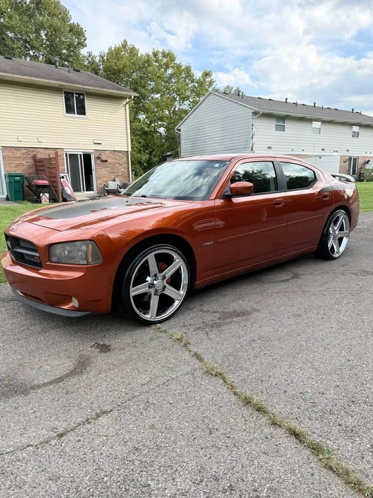 2006 Dodge Charger 6th Gen - Image 2 of 8