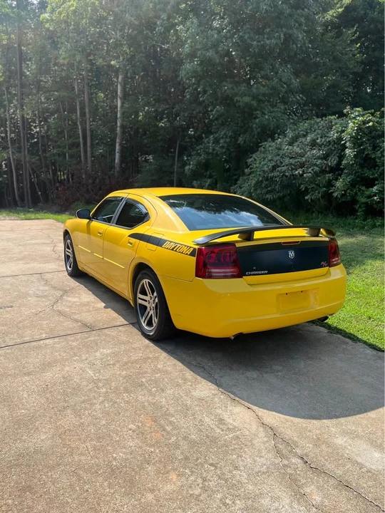 2006 Dodge Charger 6th Gen - Image 4 of 15