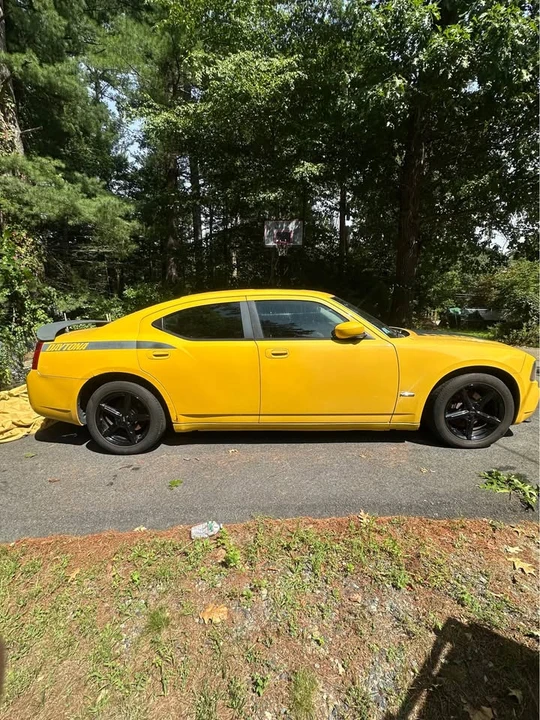 2006 Dodge Charger 6th Gen - Image 4 of 13