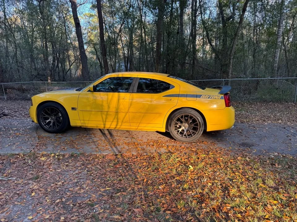 2006 Dodge Charger 6th Gen - Image 3 of 10
