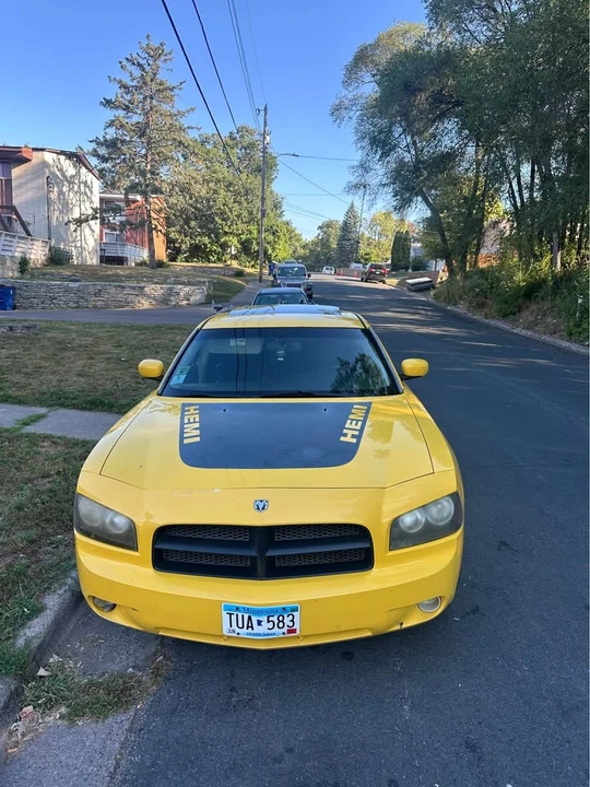 2006 Dodge Charger 6th Gen - Image 4 of 10