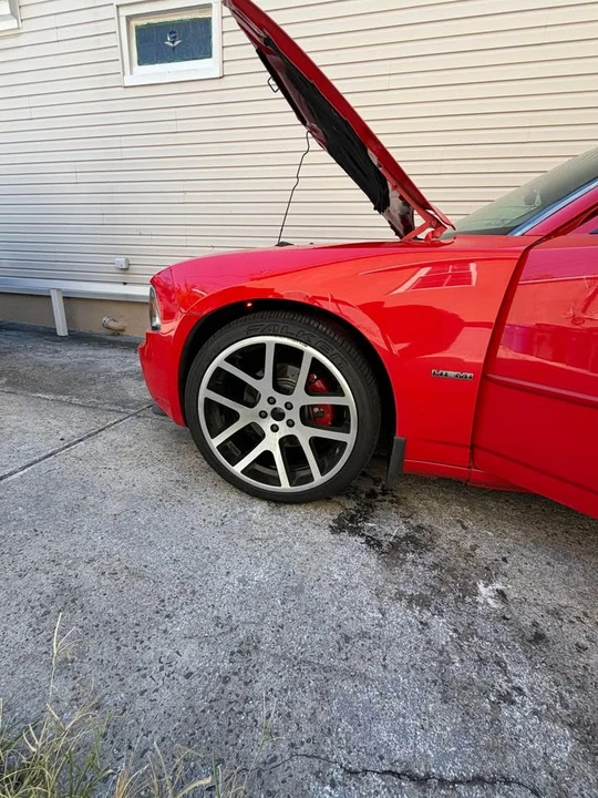 2006 Dodge Charger 6th Gen - Image 3 of 12