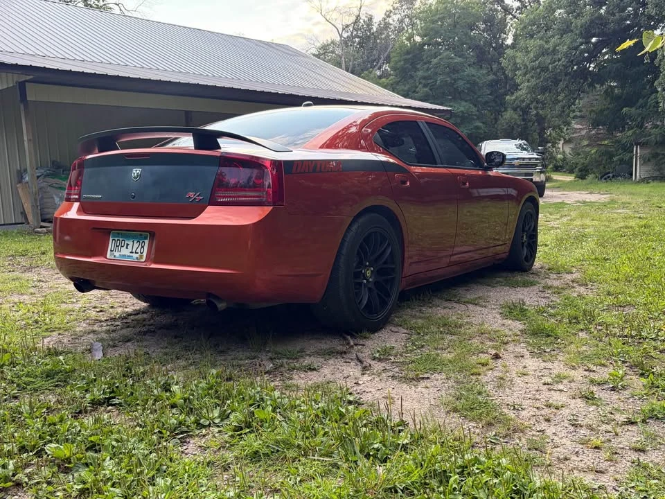 2006 Dodge Charger 6th Gen - Image 2 of 7