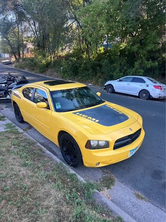2006 Dodge Charger 6th Gen - Image 3 of 10