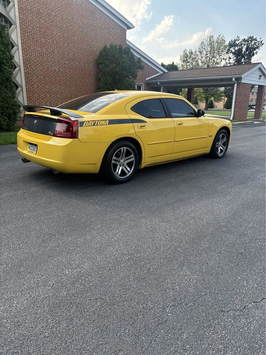 2006 Dodge Charger 6th Gen - Image 7 of 20