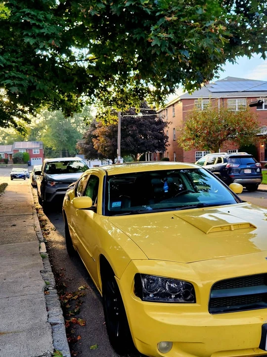 2006 Dodge Charger 6th Gen - Image 3 of 12