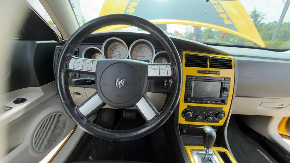 2006 Dodge Charger 6th Gen - Image 14 of 17