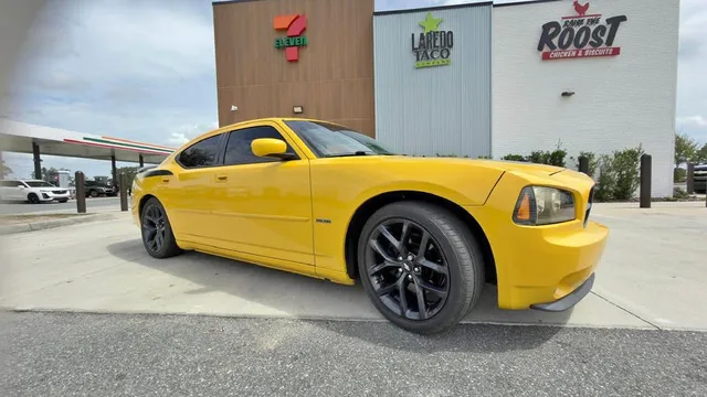 2006 Dodge Charger Daytona Sedan 4D