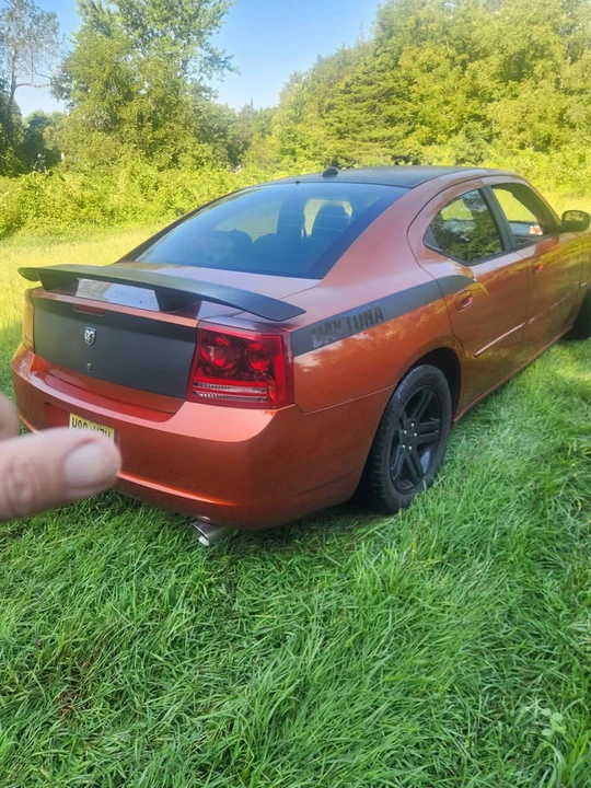 2006 Dodge Charger 6th Gen - Image 2 of 5