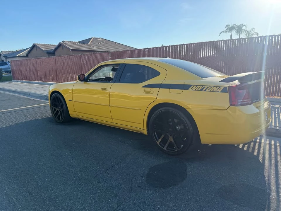 2006 Dodge Charger 6th Gen - Image 3 of 7