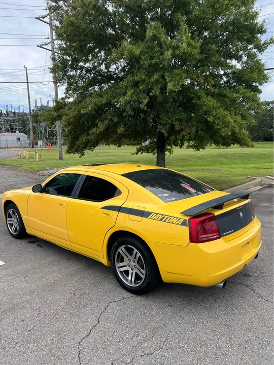2006 Dodge Charger 6th Gen - Image 5 of 16