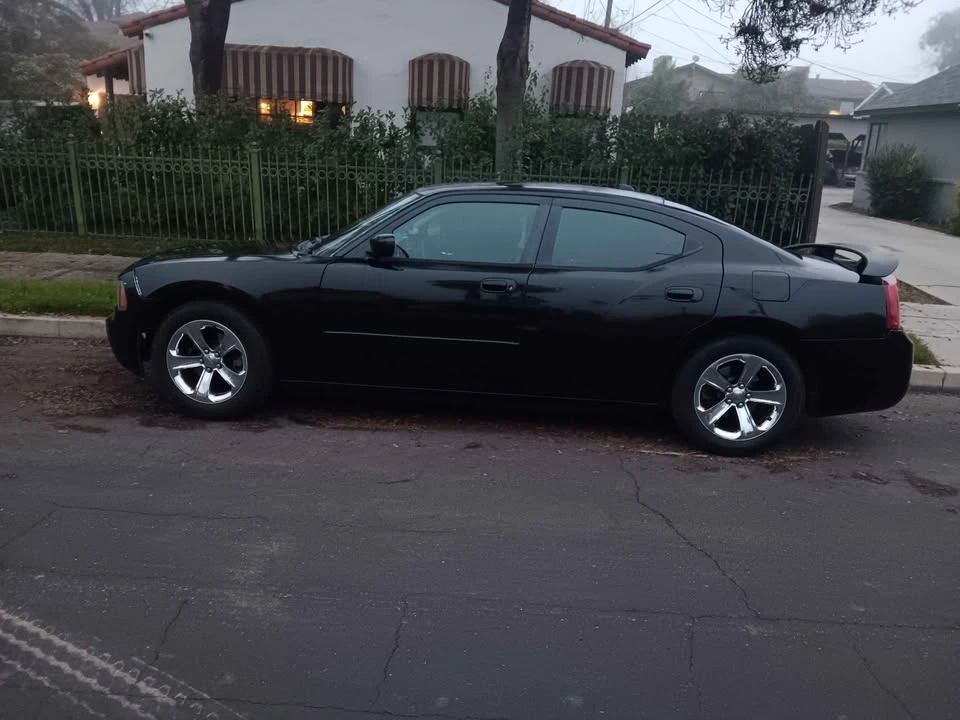 2006 Dodge Charger 6th Gen - Image 6 of 8