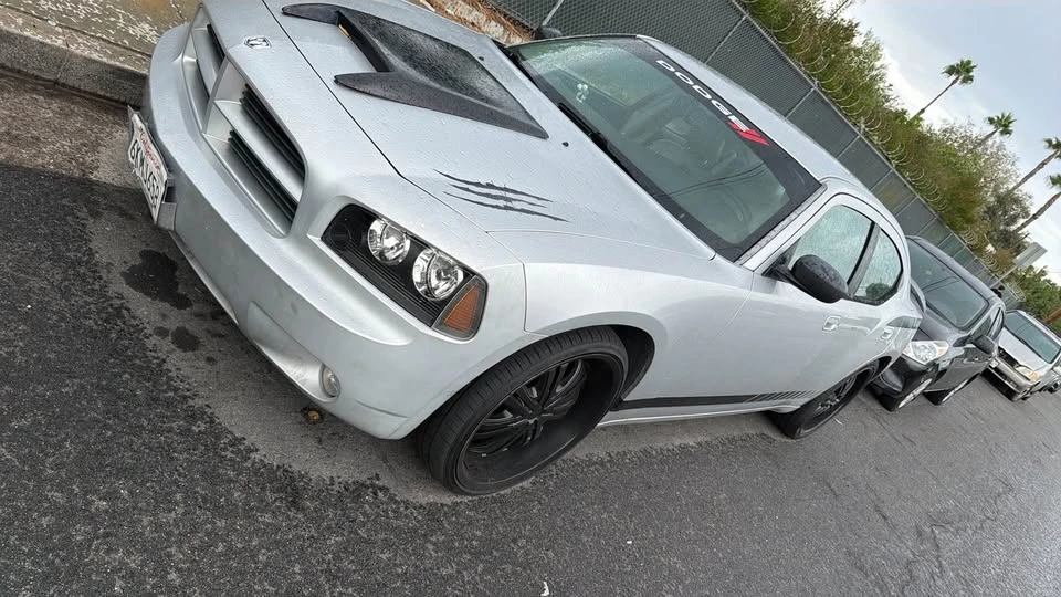 2006 Dodge Charger 6th Gen - Image 3 of 5