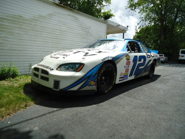 2006 Dodge Charger 6th Gen - Image 12 of 31