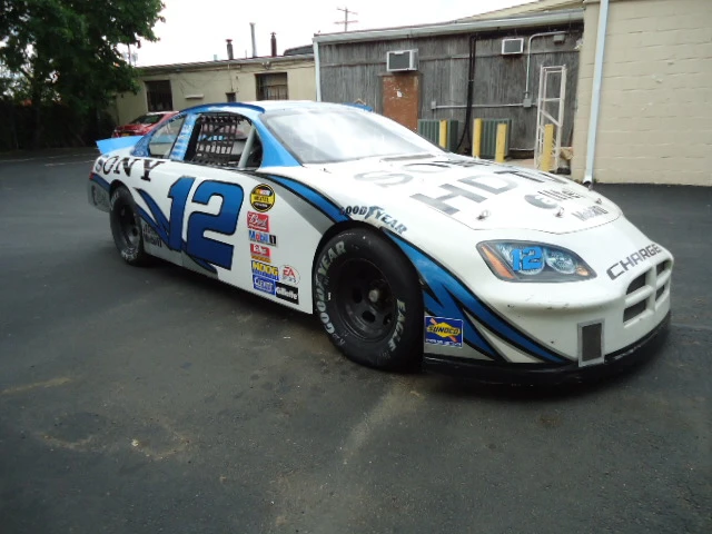 2006 Dodge Charger 6th Gen - Image 18 of 31