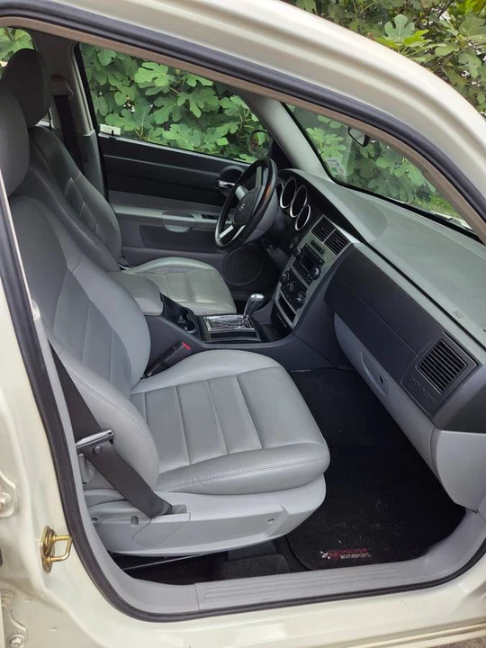 2006 Dodge Charger 6th Gen - Image 10 of 13