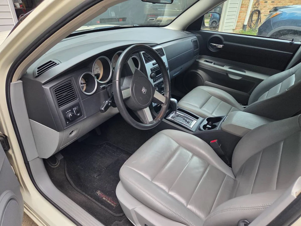 2006 Dodge Charger 6th Gen - Image 2 of 13