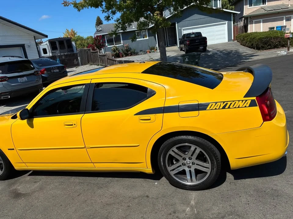 2006 Dodge Charger 6th Gen - Image 4 of 7