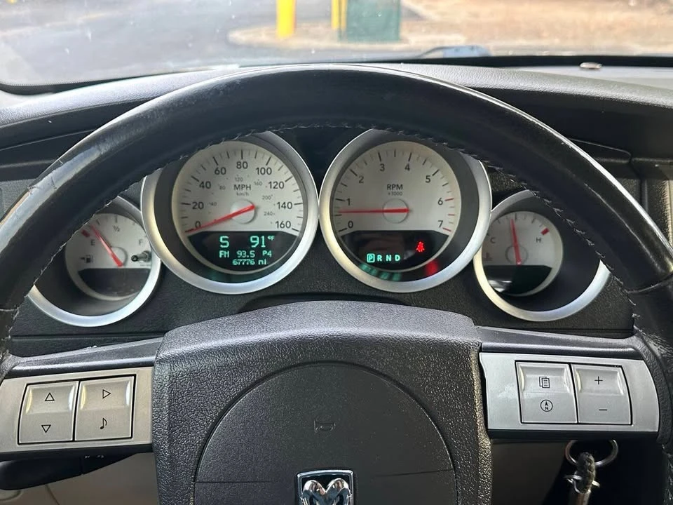 2006 Dodge Charger 6th Gen - Image 8 of 11