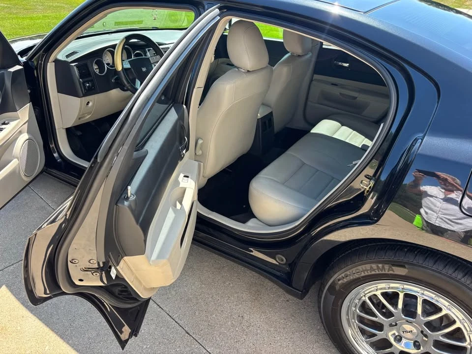 2006 Dodge Charger 6th Gen - Image 11 of 14