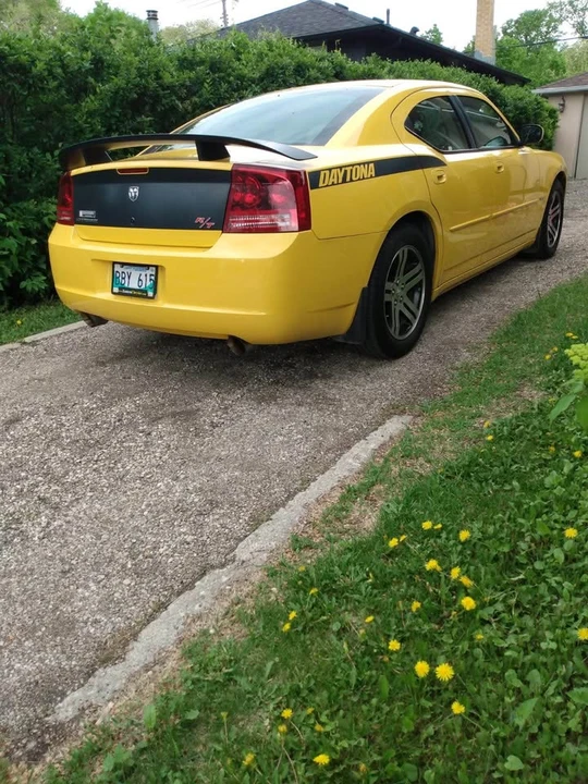 2006 Dodge Charger 6th Gen - Image 3 of 5