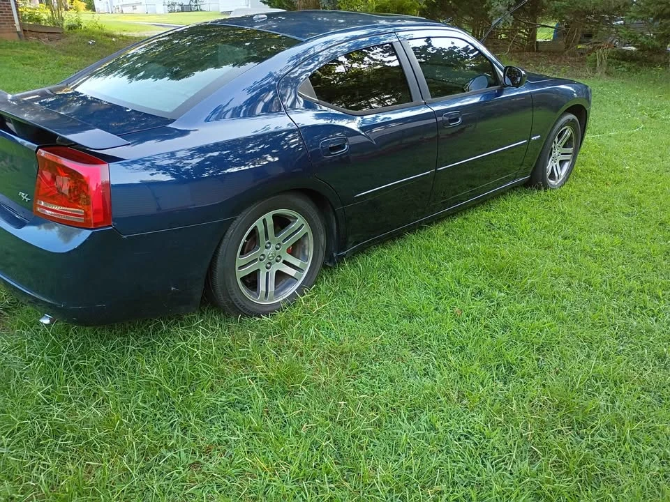 2006 Dodge Charger 6th Gen - Image 14 of 17
