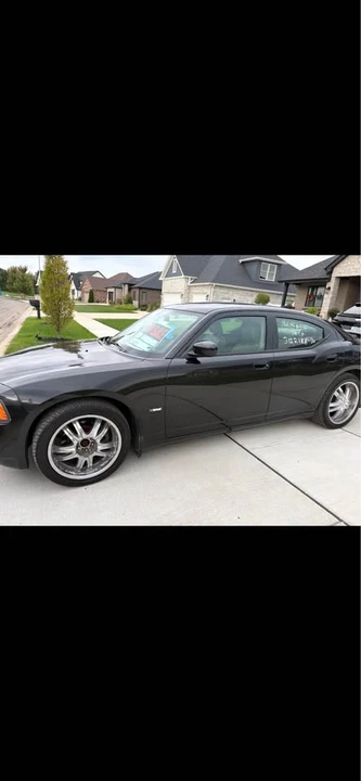 2006 Dodge Charger 6th Gen - Image 3 of 7