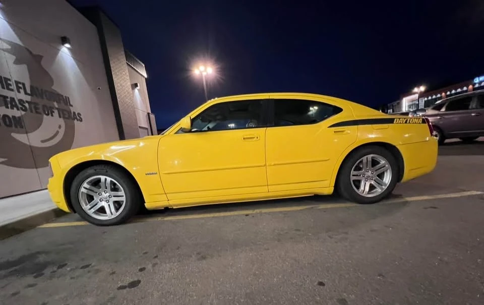 2006 Dodge Charger 6th Gen - Image 10 of 20