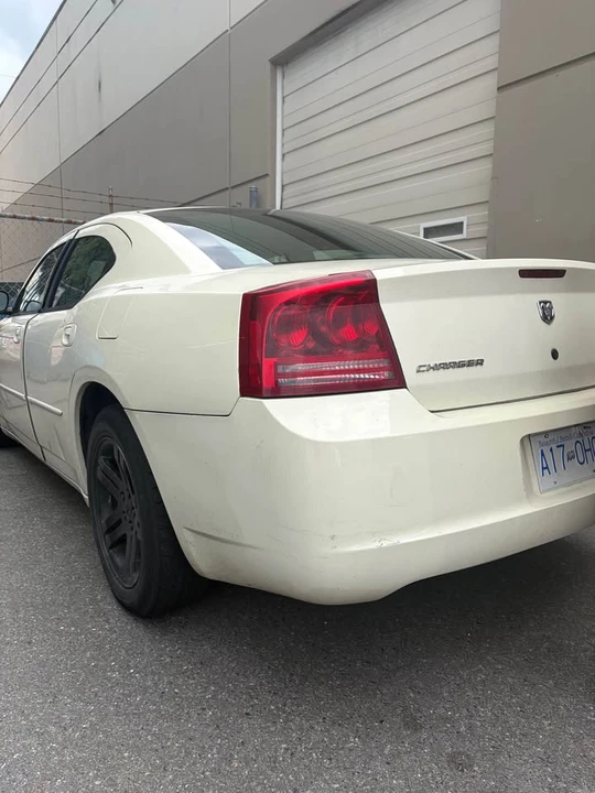 2006 Dodge Charger 6th Gen - Image 9 of 10