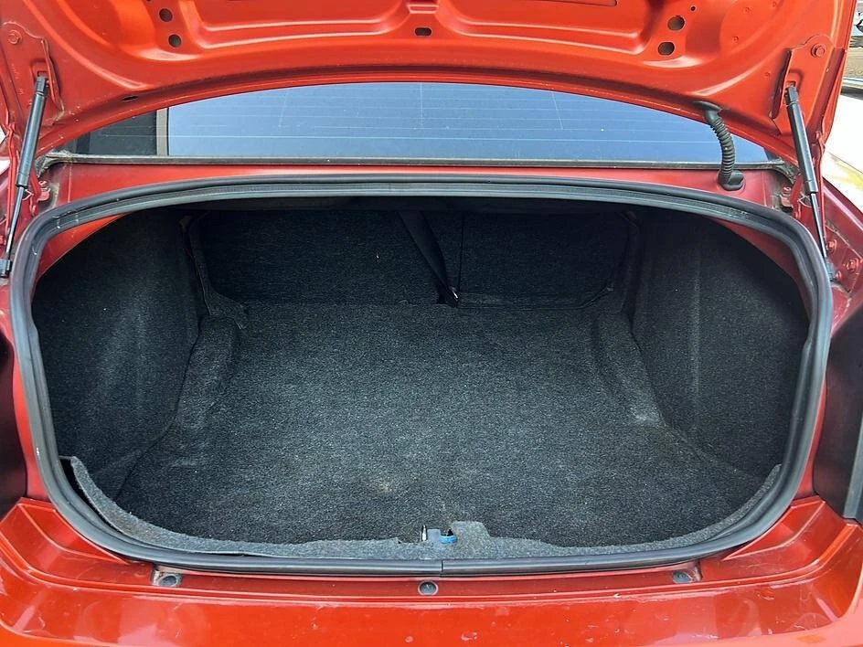 2006 Dodge Charger 6th Gen - Image 9 of 20