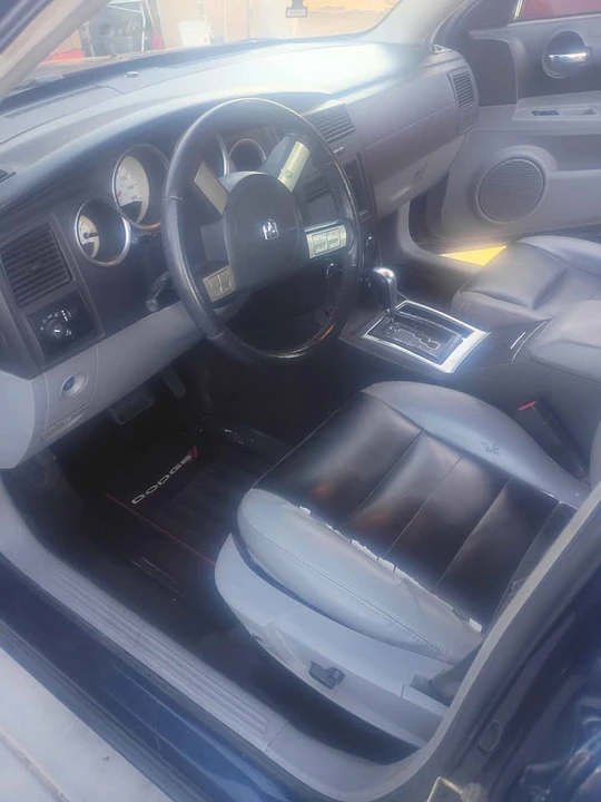 2006 Dodge Charger 6th Gen - Image 6 of 8