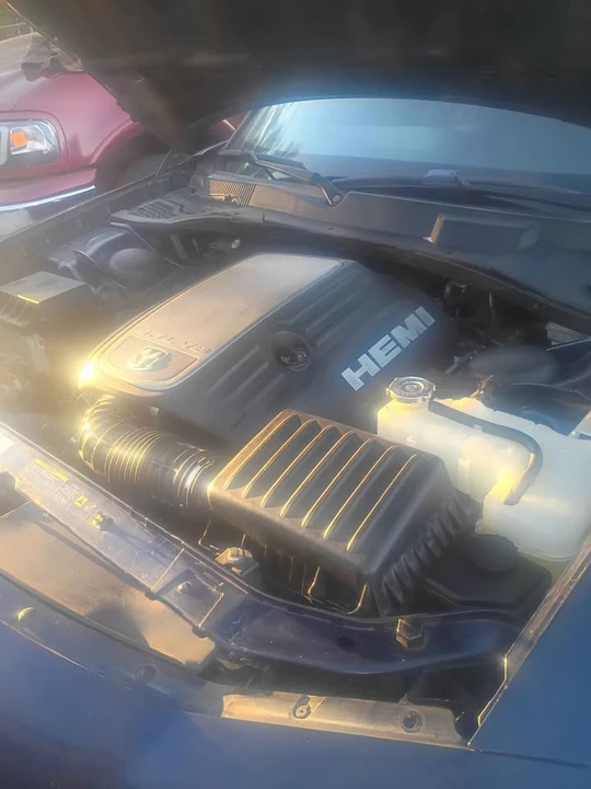 2006 Dodge Charger 6th Gen - Image 5 of 8