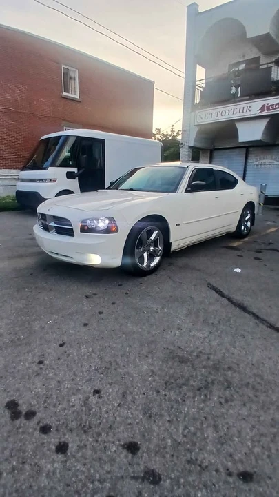 2006 Dodge Charger 6th Gen - Image 4 of 18