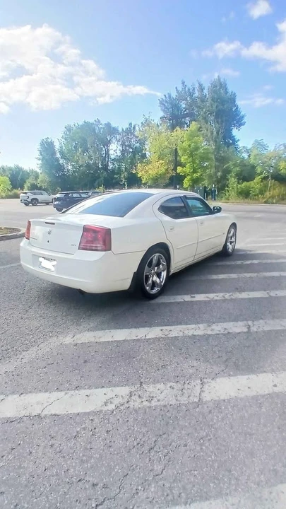 2006 Dodge Charger 6th Gen - Image 8 of 18