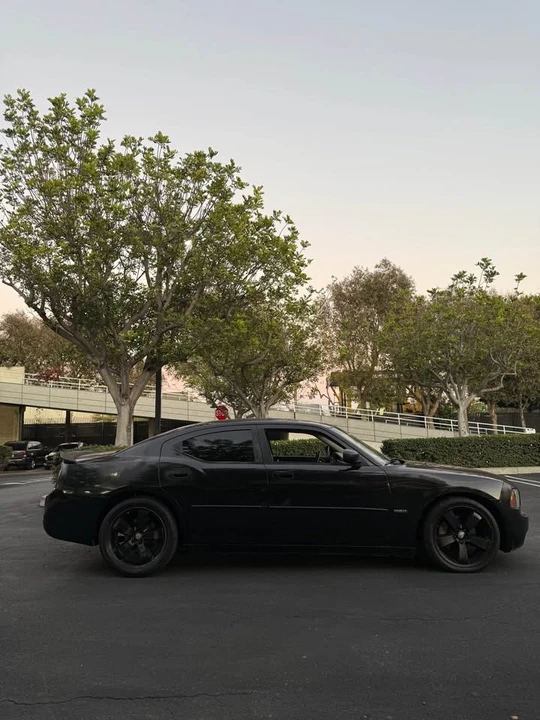 2006 Dodge Charger 6th Gen - Image 7 of 11