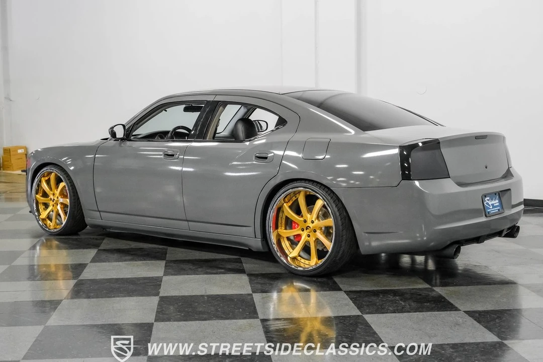 2006 Dodge Charger 6th Gen - Image 6 of 12
