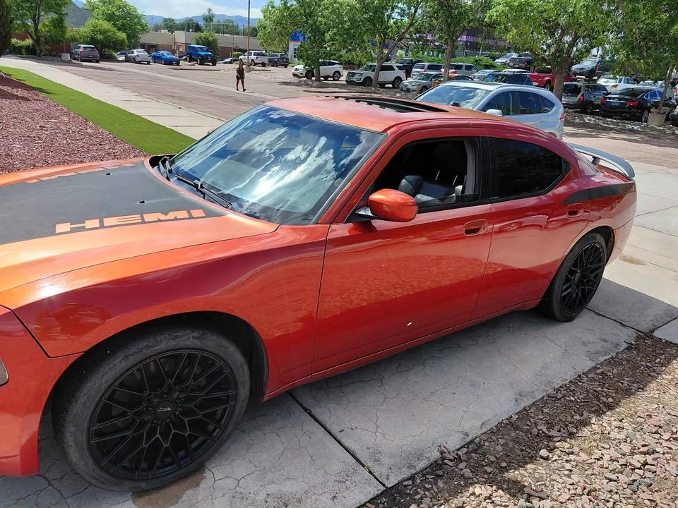 2006 Dodge Charger 6th Gen - Image 3 of 4