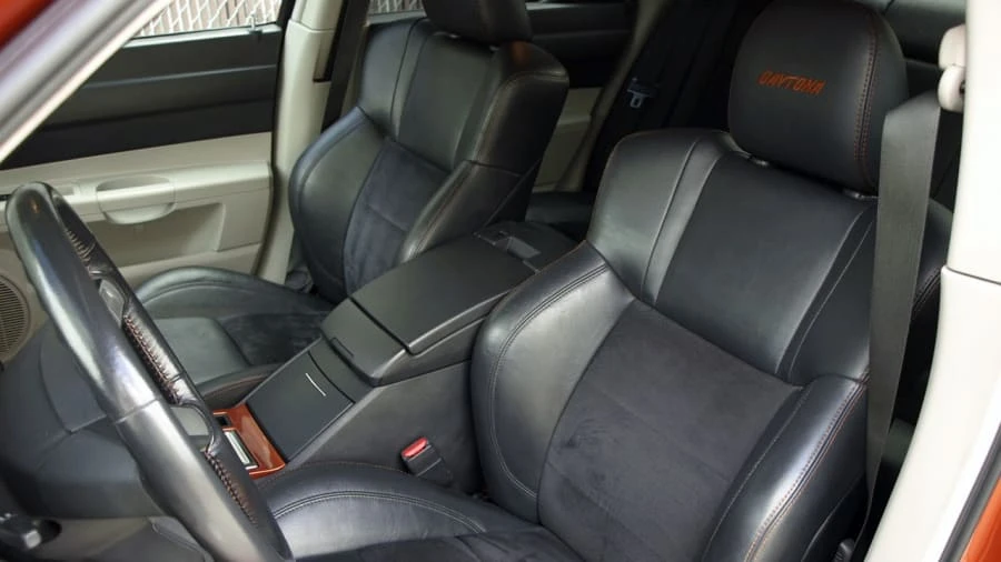 2006 Dodge Charger 6th Gen - Image 4 of 8