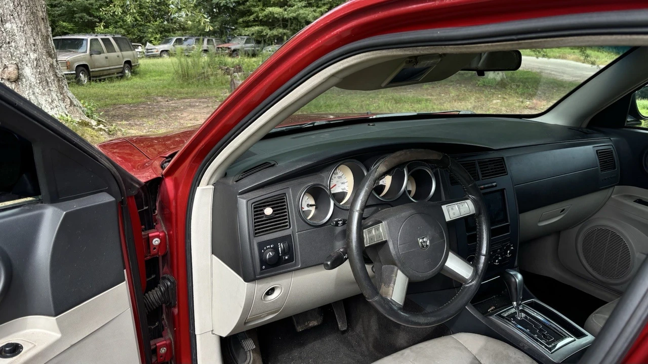 2006 Dodge Charger 6th Gen - Image 8 of 8