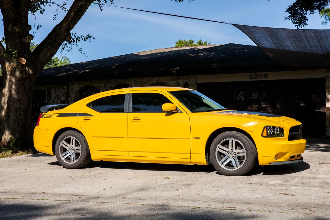 2006 Dodge Charger 6th Gen - Image 12 of 31