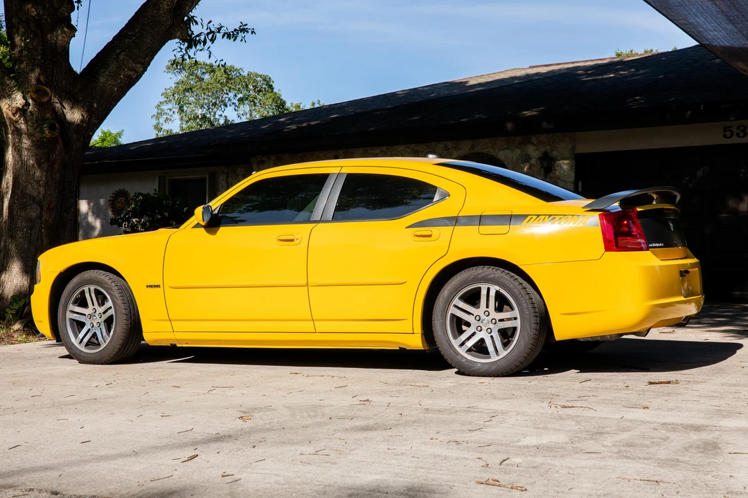 2006 Dodge Charger 6th Gen - Image 9 of 31