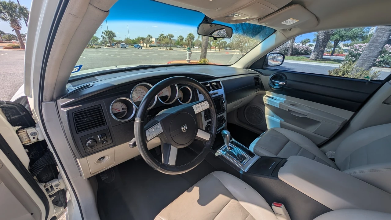 2006 Dodge Charger 6th Gen - Image 9 of 19