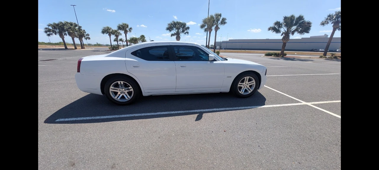 2006 Dodge Charger 6th Gen - Image 3 of 16