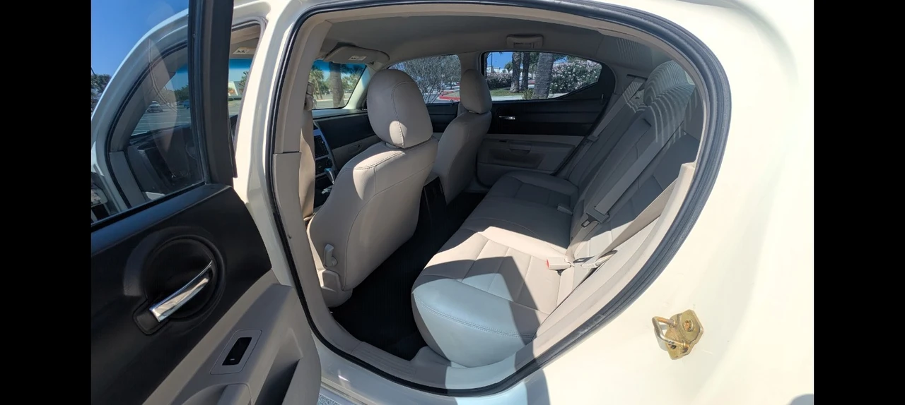 2006 Dodge Charger 6th Gen - Image 7 of 16