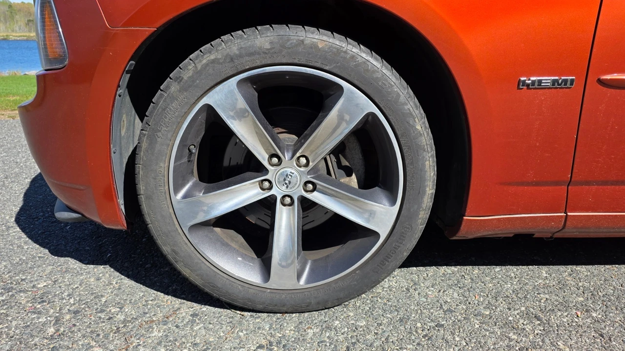 2006 Dodge Charger 6th Gen - Image 13 of 20
