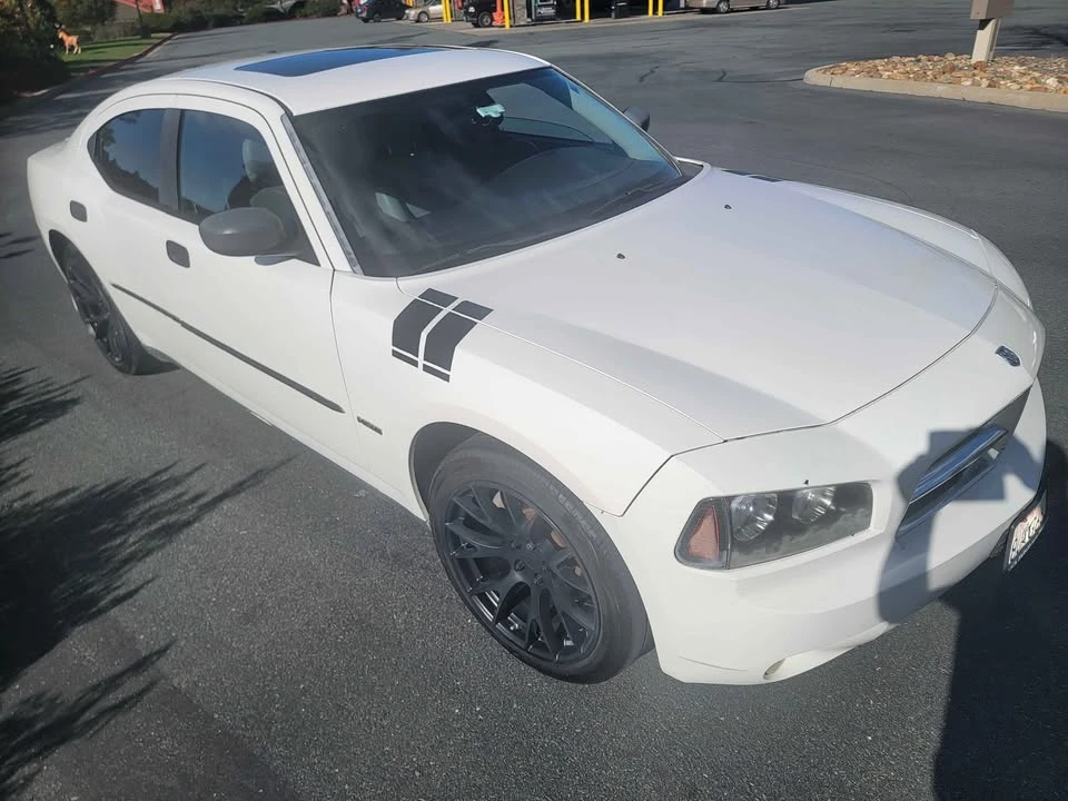 2006 Dodge Charger 6th Gen - Image 3 of 8