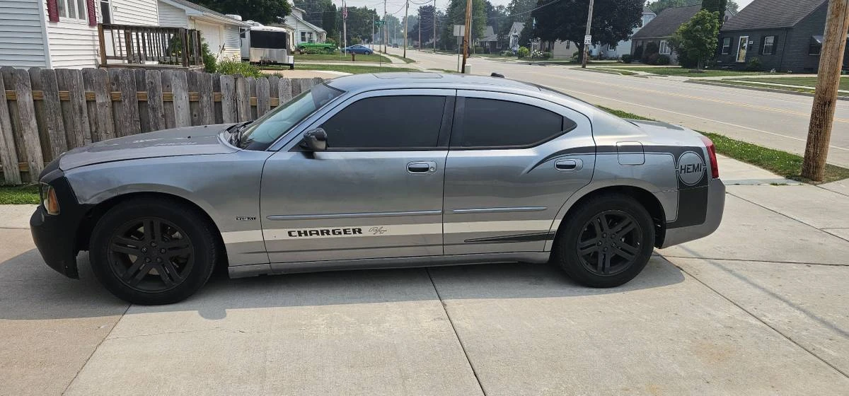 2006 Dodge Charger 6th Gen - Image 2 of 7