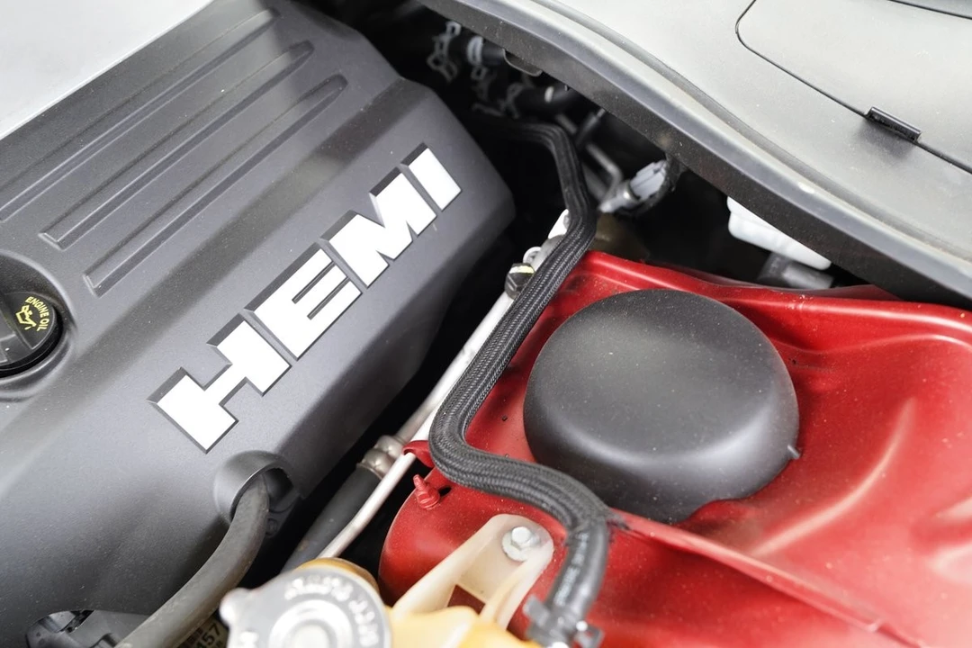 2006 Dodge Charger 6th Gen - Image 28 of 31