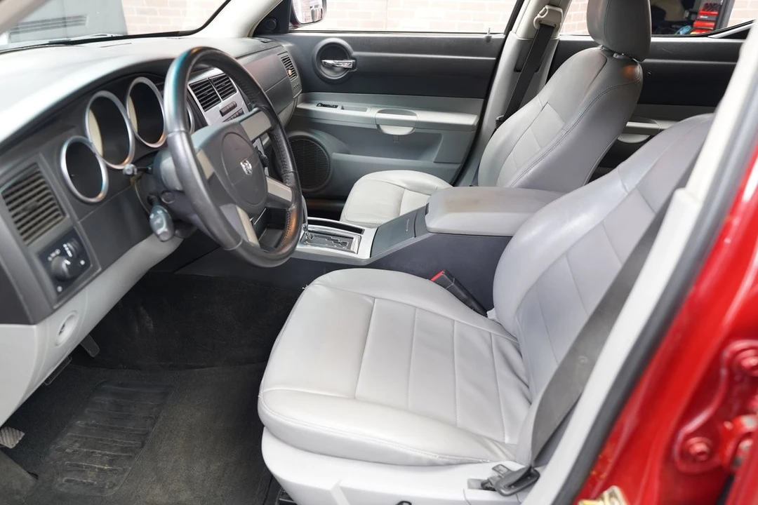2006 Dodge Charger 6th Gen - Image 28 of 31