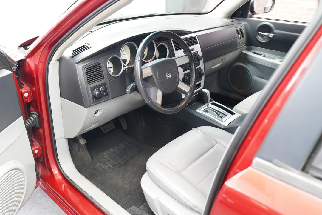 2006 Dodge Charger 6th Gen - Image 25 of 31